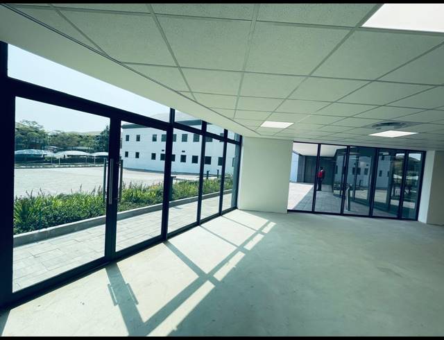 1,200M² OFFICE TO LET IN VORNA VALLEY